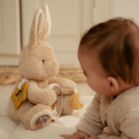 Little Dutch activiteitenknuffel konijn 0 mnd+