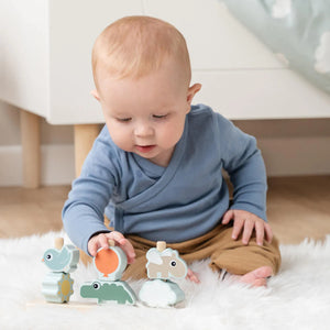 Done by Deer stapelspel Happy clouds 1 jr+