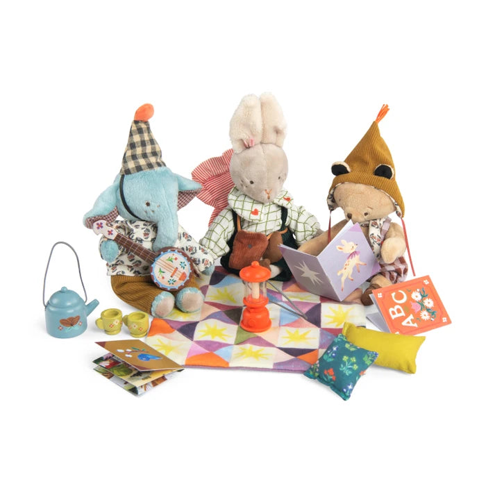Moulin Roty het verhalenhoekje Les Minouchkas 3575676811061 b