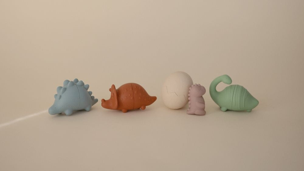 Mushie badspeeltjes Dino 10 mnd+3