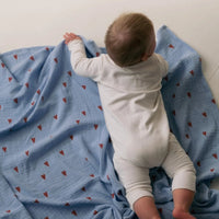 Studio Noos hydrofiele doek light blue hearts 120x120 6151900094027 b