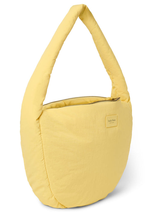 Studio_Noos_puffy_cross_body_bag_butter_yellow 6151907468418 b