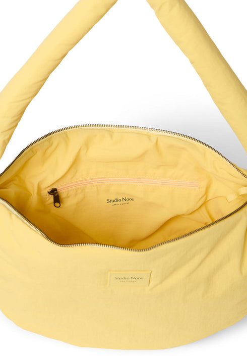 Studio_Noos_puffy_cross_body_bag_butter_yellow 6151907468418