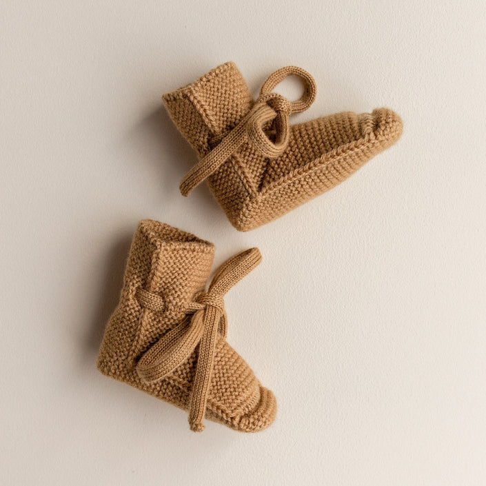 HVID slippers ocher 0-9 months