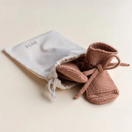 HVID slippers off white 0-12 months