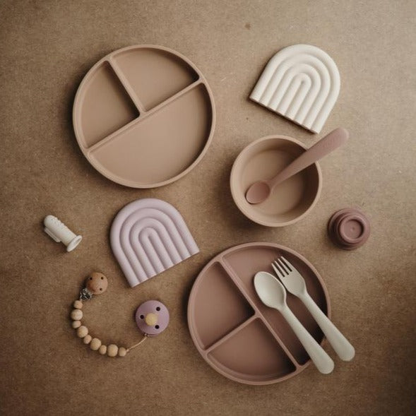 Mushie silicone bowl of blush