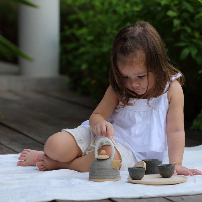 Plan Toys tea service asian 2yrs+