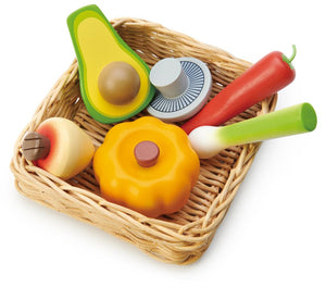 Tender Leaf Toys basket with vegetables 3yrs+