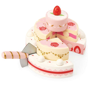 Le Toy Van strawberry wedding cake 2 yrs