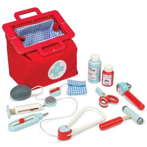 Le Toy Van doctor set 3 yrs+