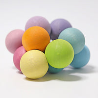 GRIMMS grijpspeeltje pastel 0 mnd+08136c