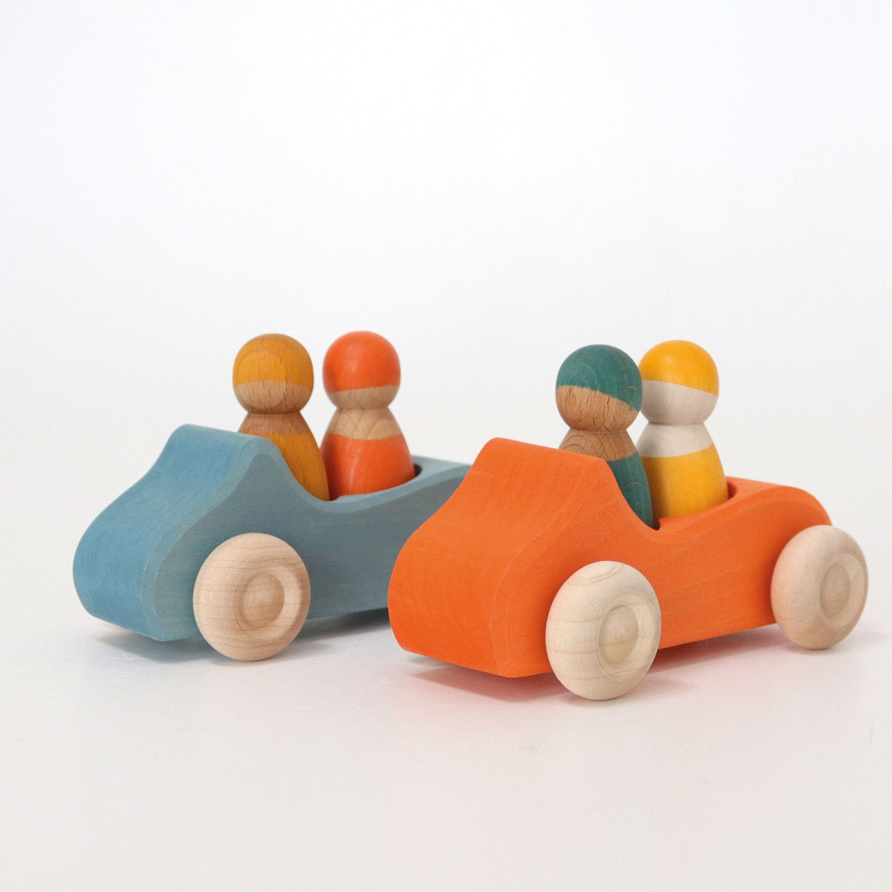 GRIMMS grote auto oranje + 2 regenboogvrienden F