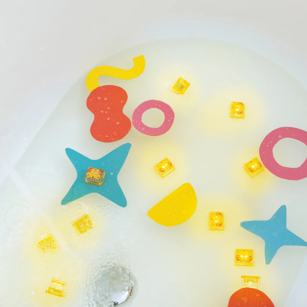 Glo Pals light up cubes Daniel 4 stks 3jr+ recycled kunststof