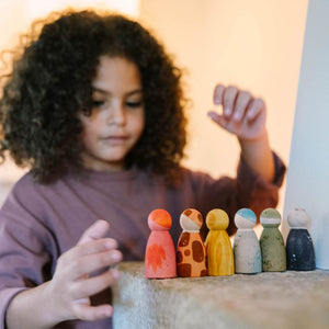 Grapat nins poppetjes dieren 6 stks 10 mnd+