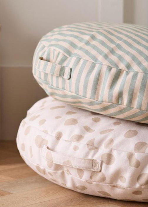 Kids Concept vloerkussen streep blauw 60 cm