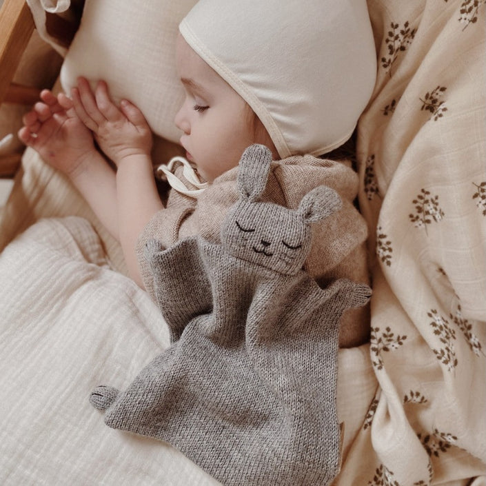 Main Sauvage knuffeldoekje bunny sand knit