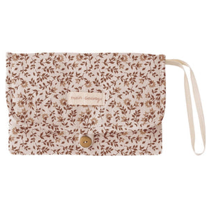 Main Sauvage changing mat bay leaves