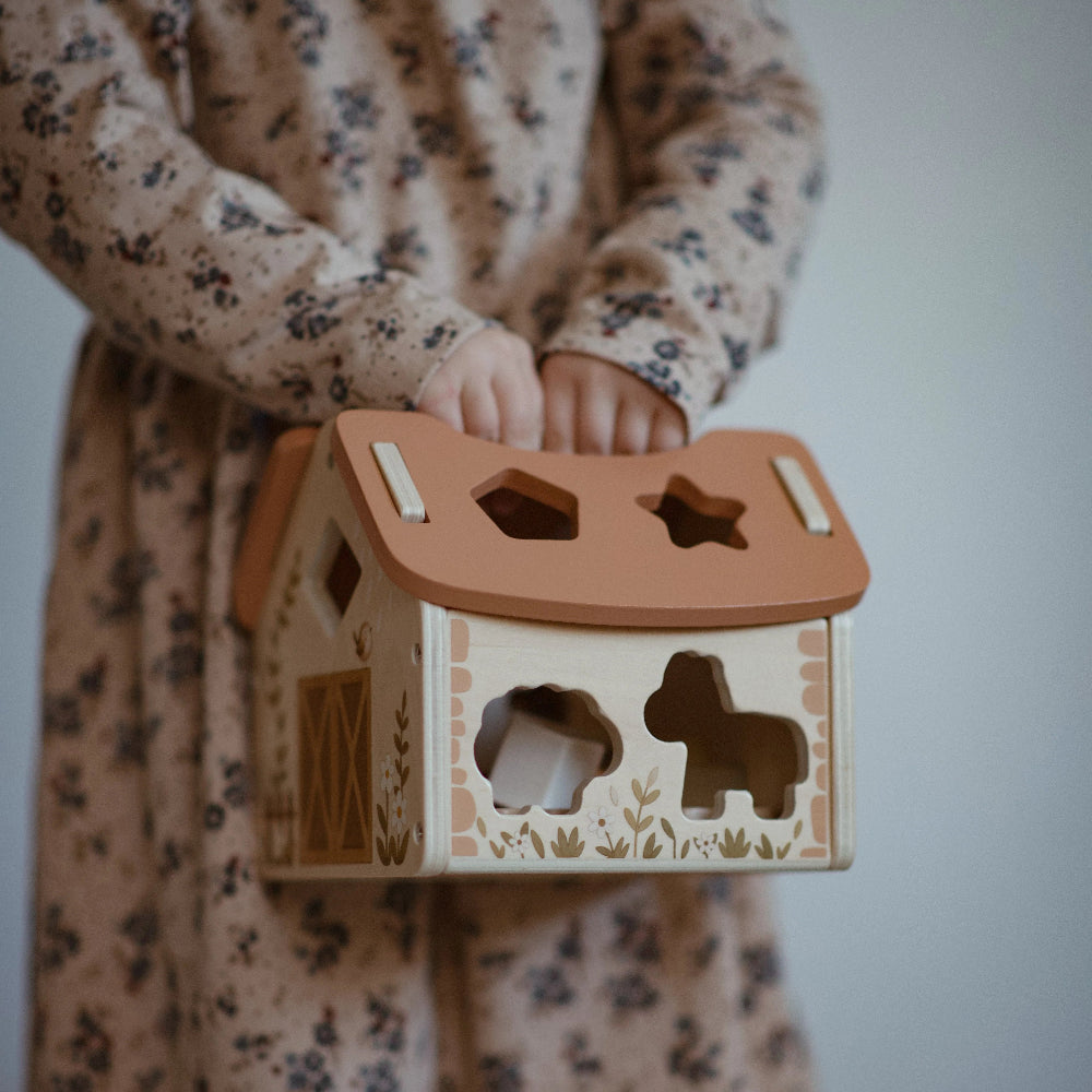 Mrs Ertha houten sorteerspel Tiny Barn 18 mnd+