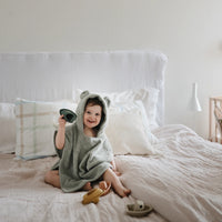 Mushie badponcho beer moss 1-3 jr