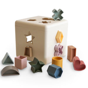 Mushie pop it flower lilac 10 months+