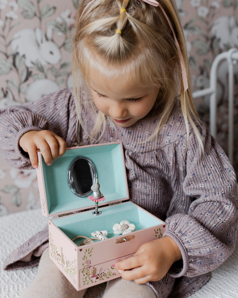 Petit Monkey bijoux music box woodland