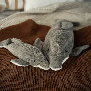 Senger Naturwelt heat cuddly dolphin large 2 months +