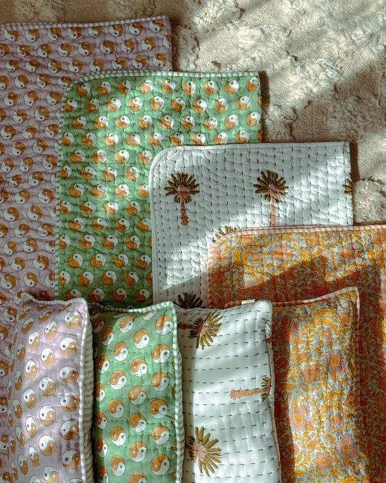 Unknown Stories kussen YinYang sage