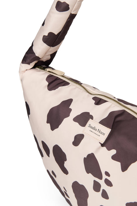Studio Noos Puffy Cross Body bag holy cow e
