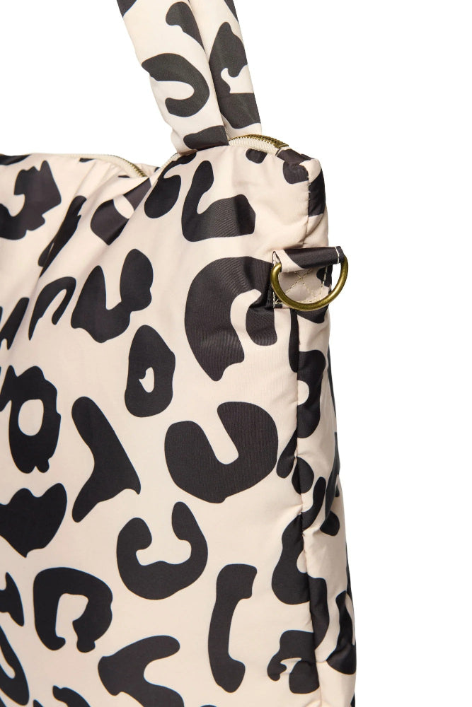 Studio Noos puffy diaper bag Holy Cowholycowpuffymombag2.0d