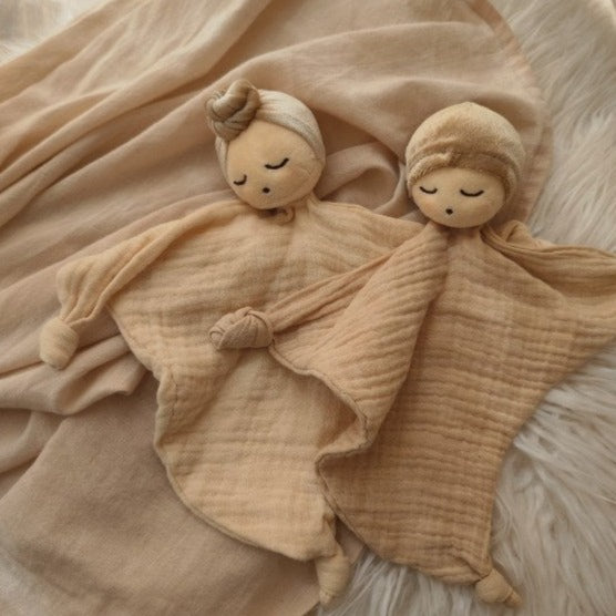 Mrs Ertha cuddle cloth Dou