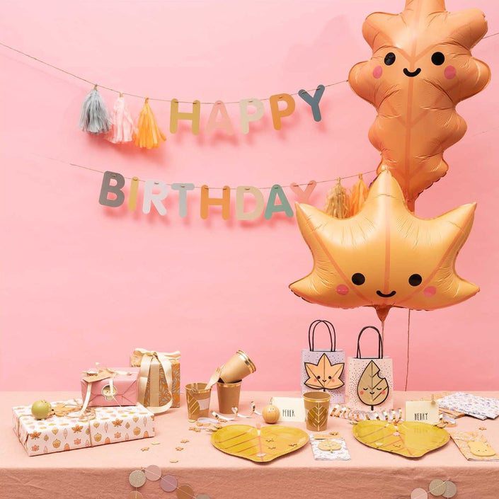 Foil balloon oak leaf 85 cm