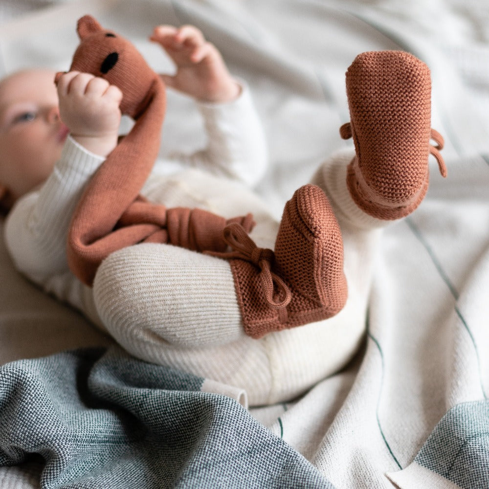 HVID slippers brick 0-9 months