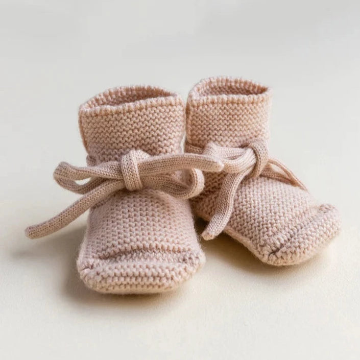 HVID apricot slippers 0-9 months