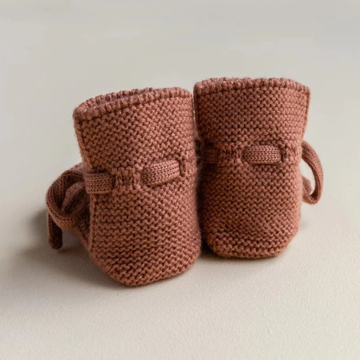 HVID slippers brick 0-9 months