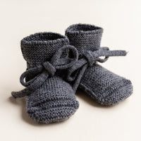 HVID slippers charcoal 0-9 months
