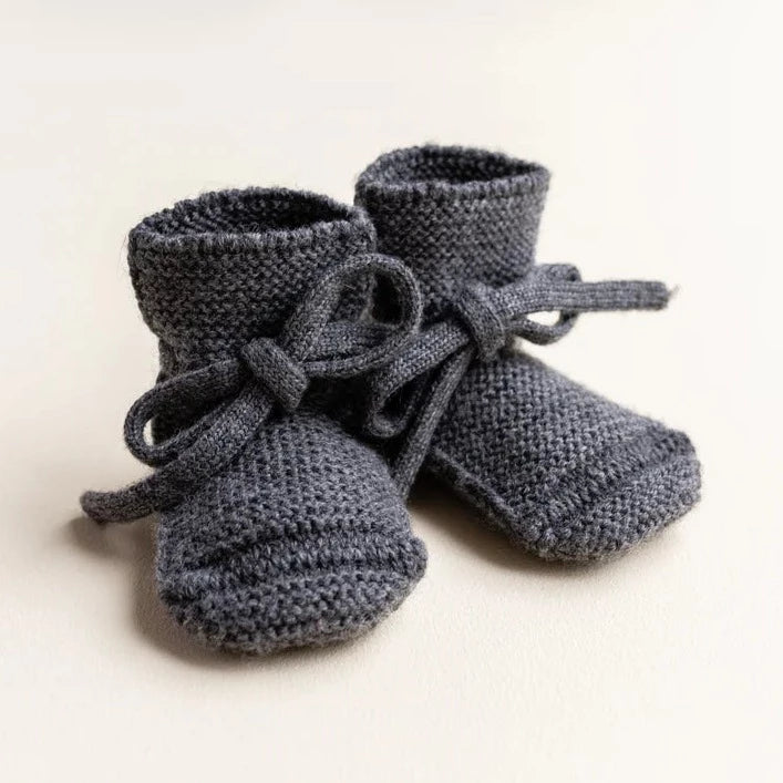 HVID slippers off white 0-12 months
