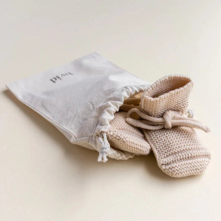 HVID slippers off white 0-12 months