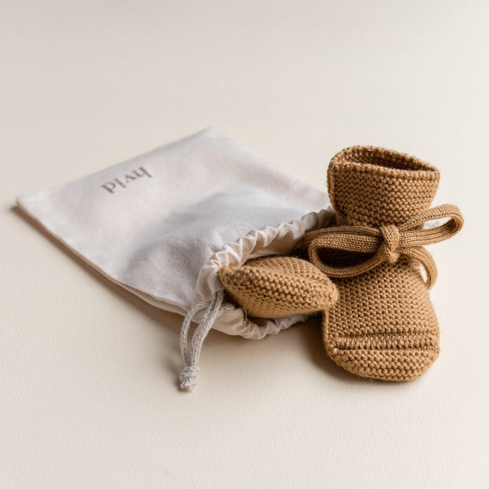HVID slippers ocher 0-9 months 5404027802749