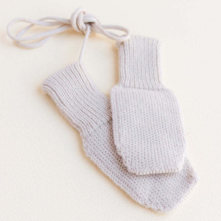 HVID mittens Fiza off white 6-24 months