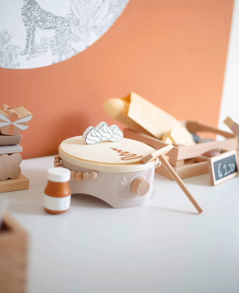 Label Label crepe maker nougat 18 months + FSC hout + vilt + karton
