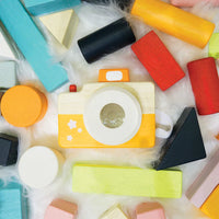 Le Toy Van party camera 18 months+