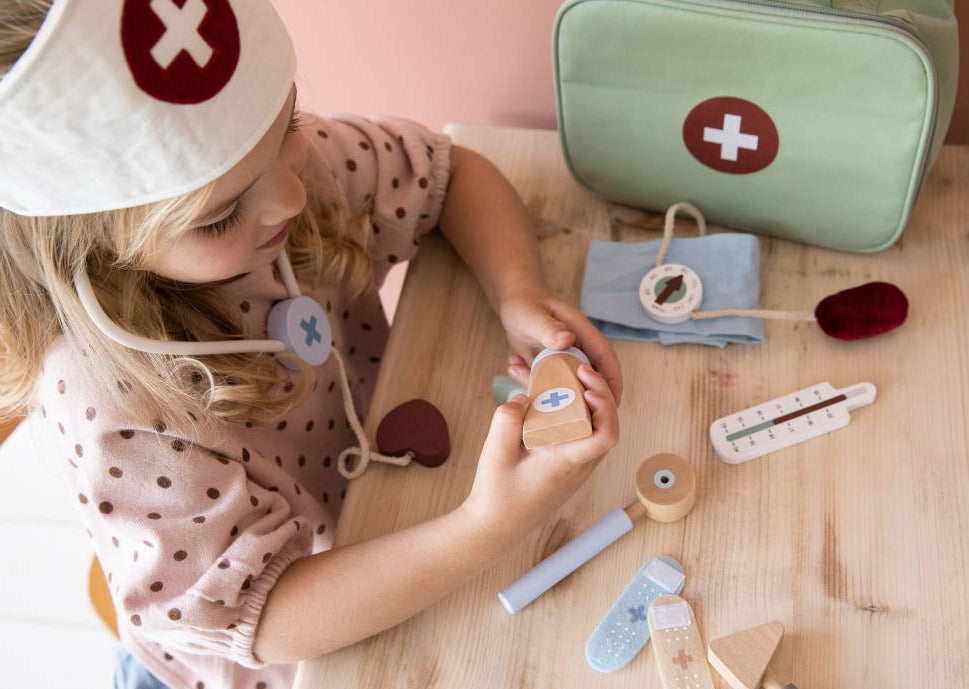 Little Dutch doctor's bag 3 yrs+