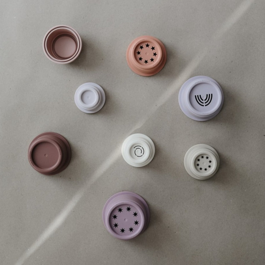 Mushie stacking tower petal 0 m+