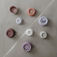 Mushie stacking tower petal 0 m+