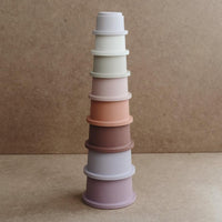 Mushie stacking tower petal 0 m+