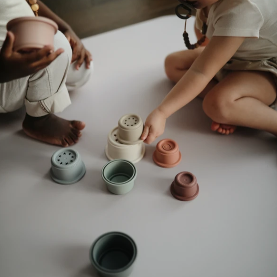 Mushie stacking tower basic 0 m+ PP plastic BPA, PVC en phthalates vrij