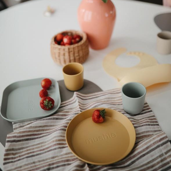 Mushie cups beige 810052460345