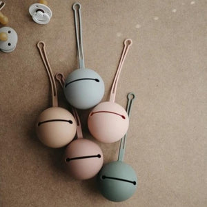 Mushie pacifier holder thyme green