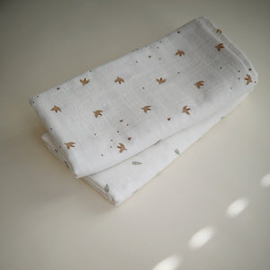 Mushie hydrophilic cloth sparrow