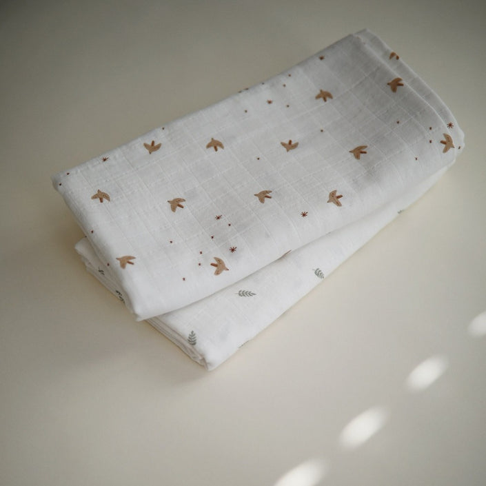 Mushie hydrophilic cloth sparrow